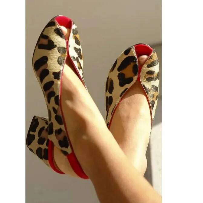 Men Shoes On - Женские босоножки с леопардовым принтом, на
